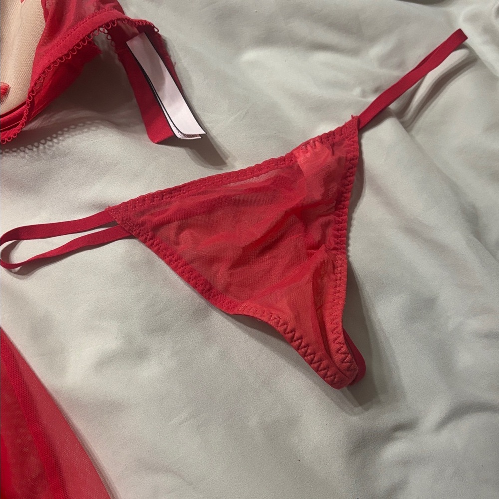Red Lingerie - Picture 2 of 6